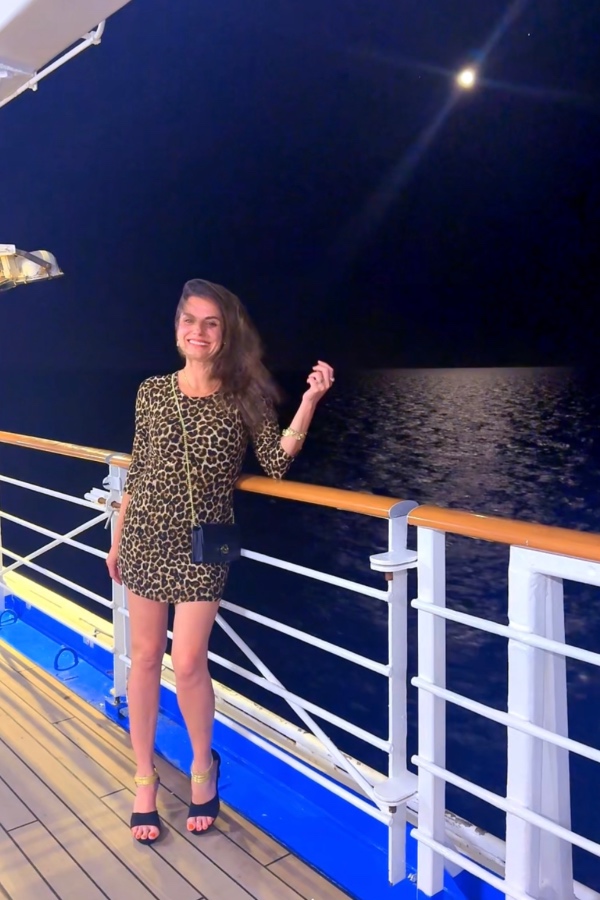 Cruise Brothers Travel Agent Jennifer Reynolds